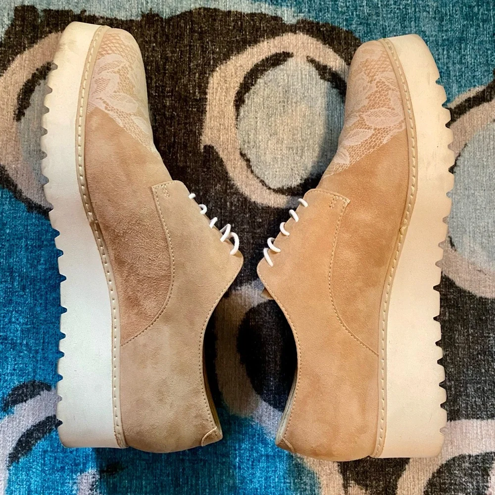 EUC Anthropologie LUCA GROSSI Barclay Platform Oxfords. Tan Suede. Made in Italy